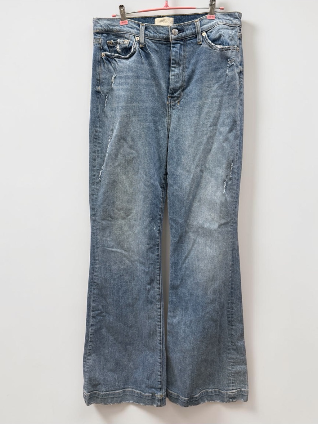 7 For All Mankind Women’s Light Wash Flare Jeans Size 30 Distressed Denim